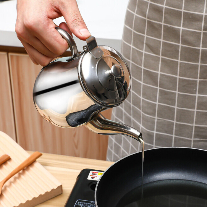 𝟕𝟓𝟎𝐌𝐋 𝐁𝐈𝐆 𝐒𝐈𝐙𝐄 Stainless Steel Oil Pot with Strainer